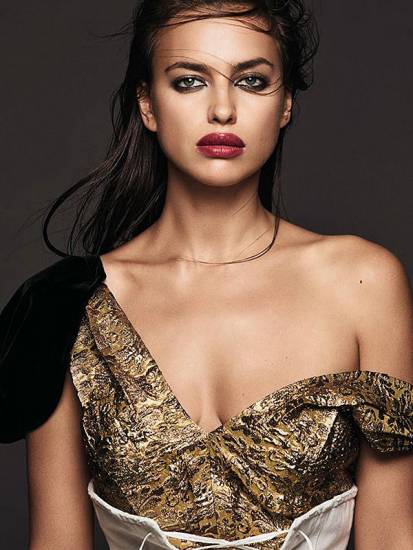 irina shayk bare shoulder