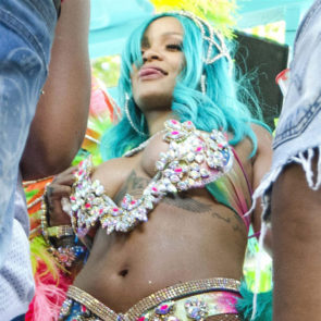 Rihanna pussy slip