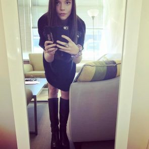 Anya Taylor Joy sexy selfie