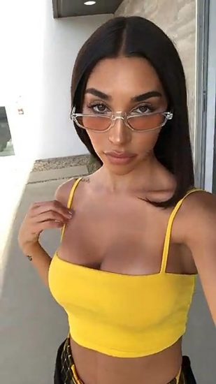 Chantel Jeffries sexy selfie