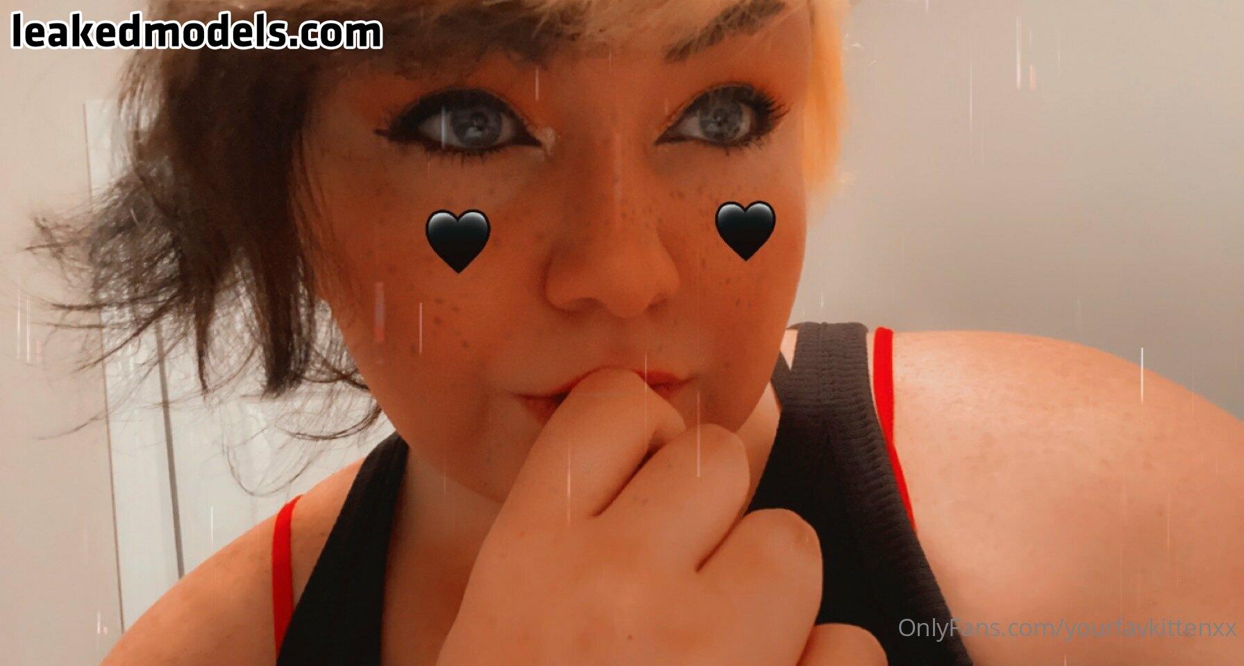 Yourfavkittenxx Naked 15