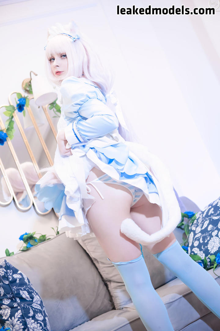 akariia-cosplay Naked 12