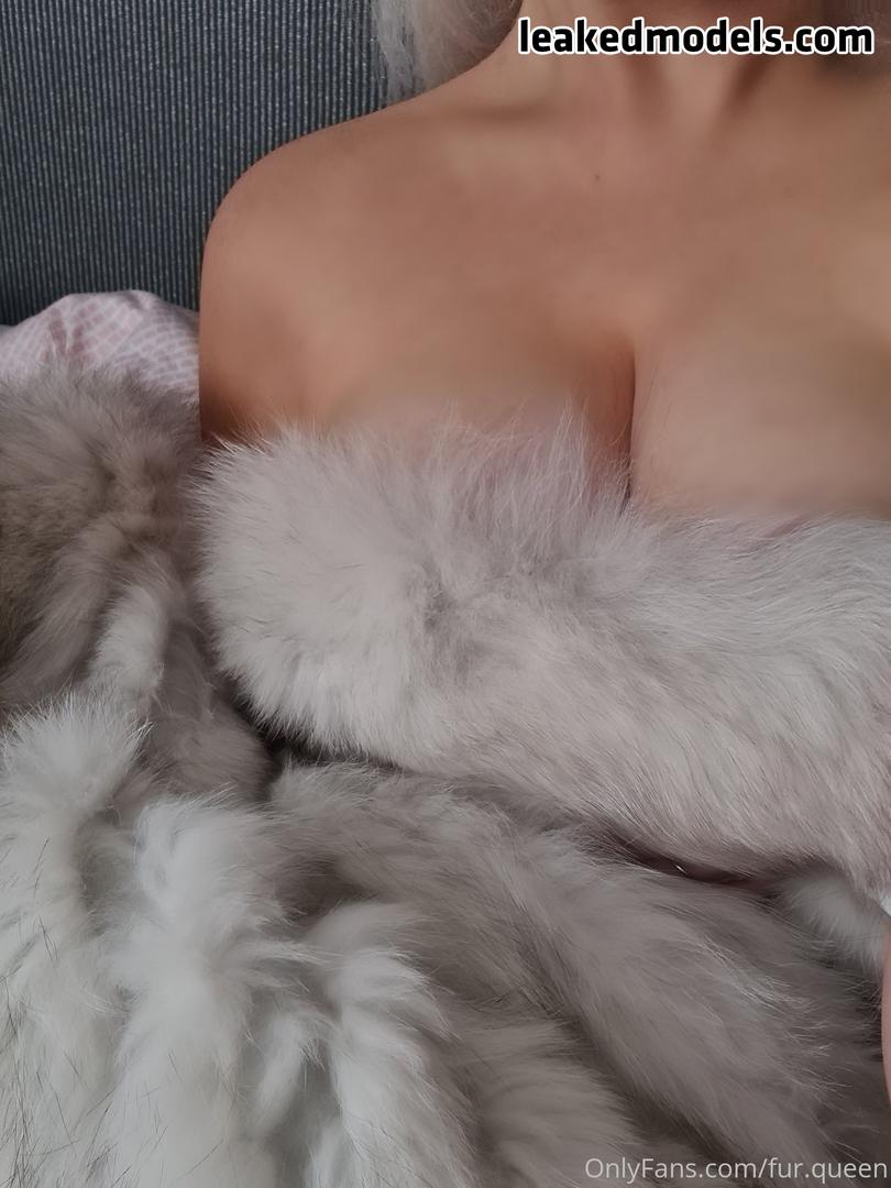 Fur-princess Nude 13