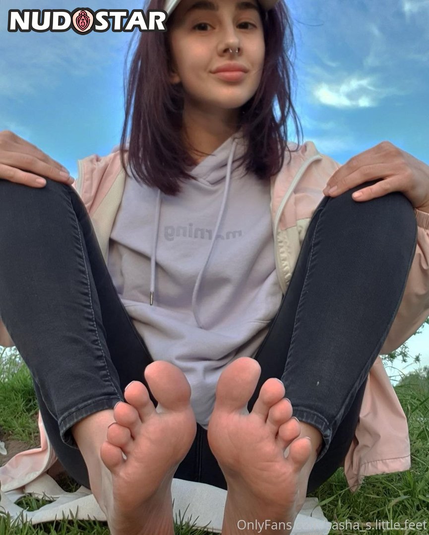 Sasha S Little Feet Leaked Photo 59