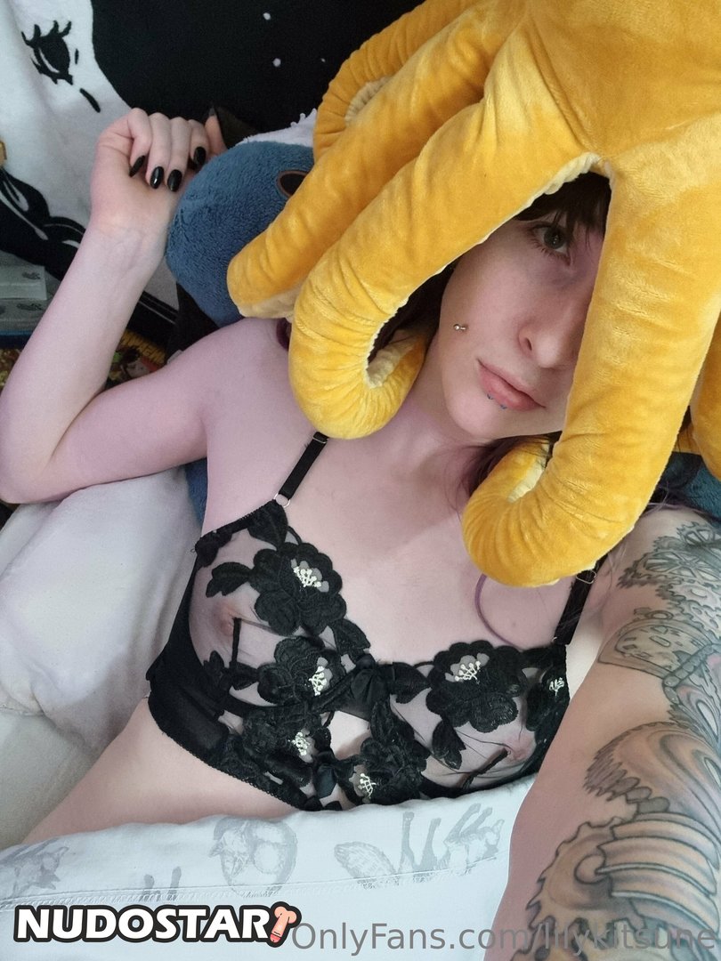 Lilykitsune Leaked Photo 9