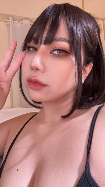 Ai Natsumi Nude Leaks OnlyFans Photo 6