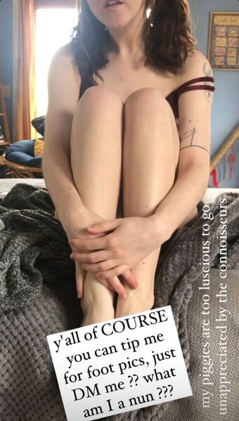 Coinswallow Nude Leaks OnlyFans Photo 7