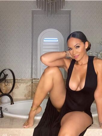 Evelyn Lozada Nude Leaks OnlyFans Photo 30