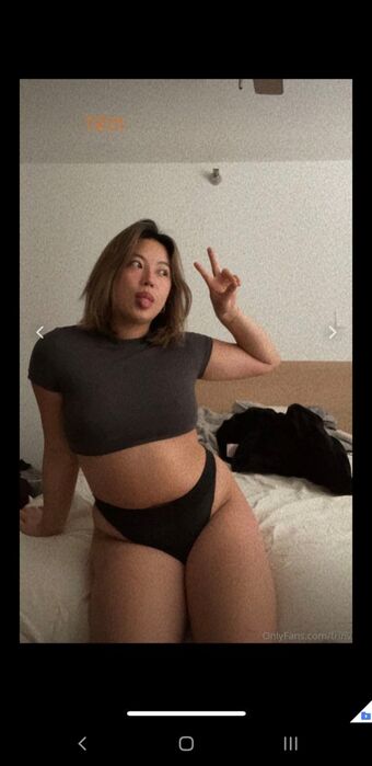 Trinity Vang Hmong Nude Leaks OnlyFans Photo 4