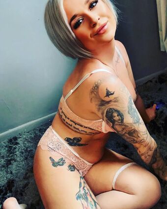 annie.lou Nude Leaks OnlyFans Photo 1