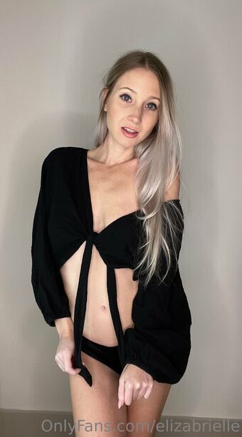 elizabrielle Nude Leaks OnlyFans Photo 31