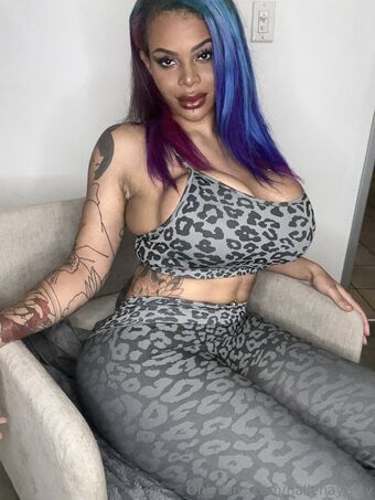 hallehayestv Nude Leaks OnlyFans Photo 19