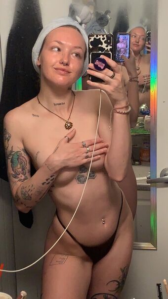 Indoor_wilding Nude Leaks OnlyFans Photo 12