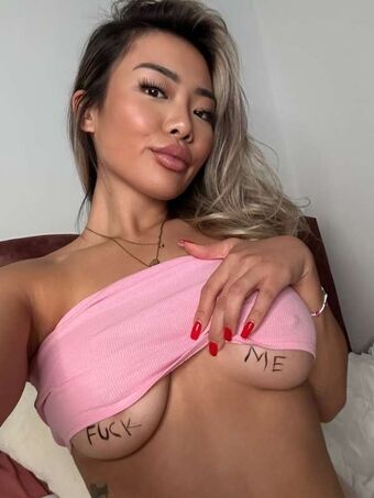 emilia.lee Nude Leaks OnlyFans Photo 27