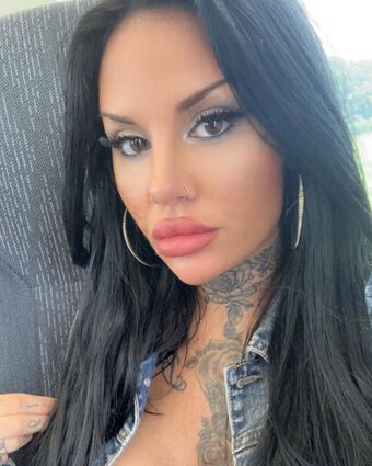 Inkedup_doll Nude Leaks OnlyFans Photo 4