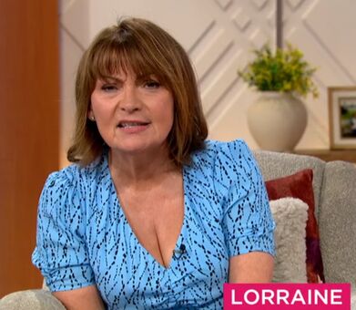 Lorraine Kelly Nude Leaks OnlyFans Photo 13