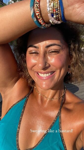 Saira Khan Nude Leaks OnlyFans Photo 35