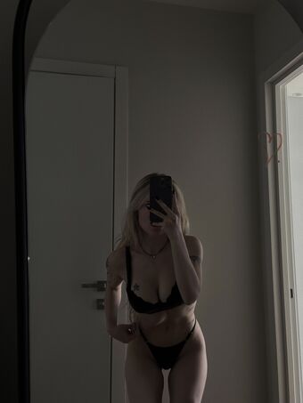 Sorabi Nude Leaks OnlyFans Photo 190