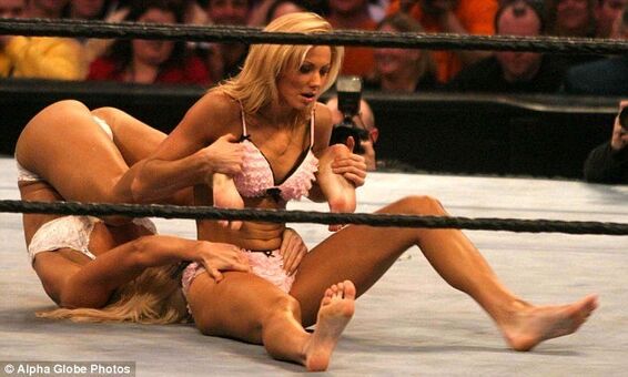 WWE Torrie Wilson Nude Leaks OnlyFans Photo 22